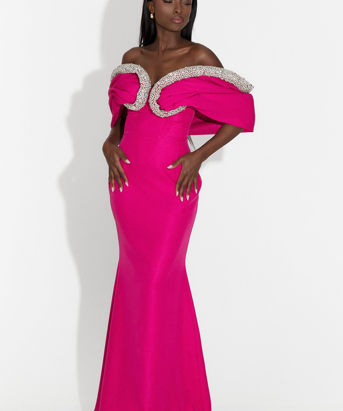 Rochie Malynda fucsia Wasari DE INCHIRIAT