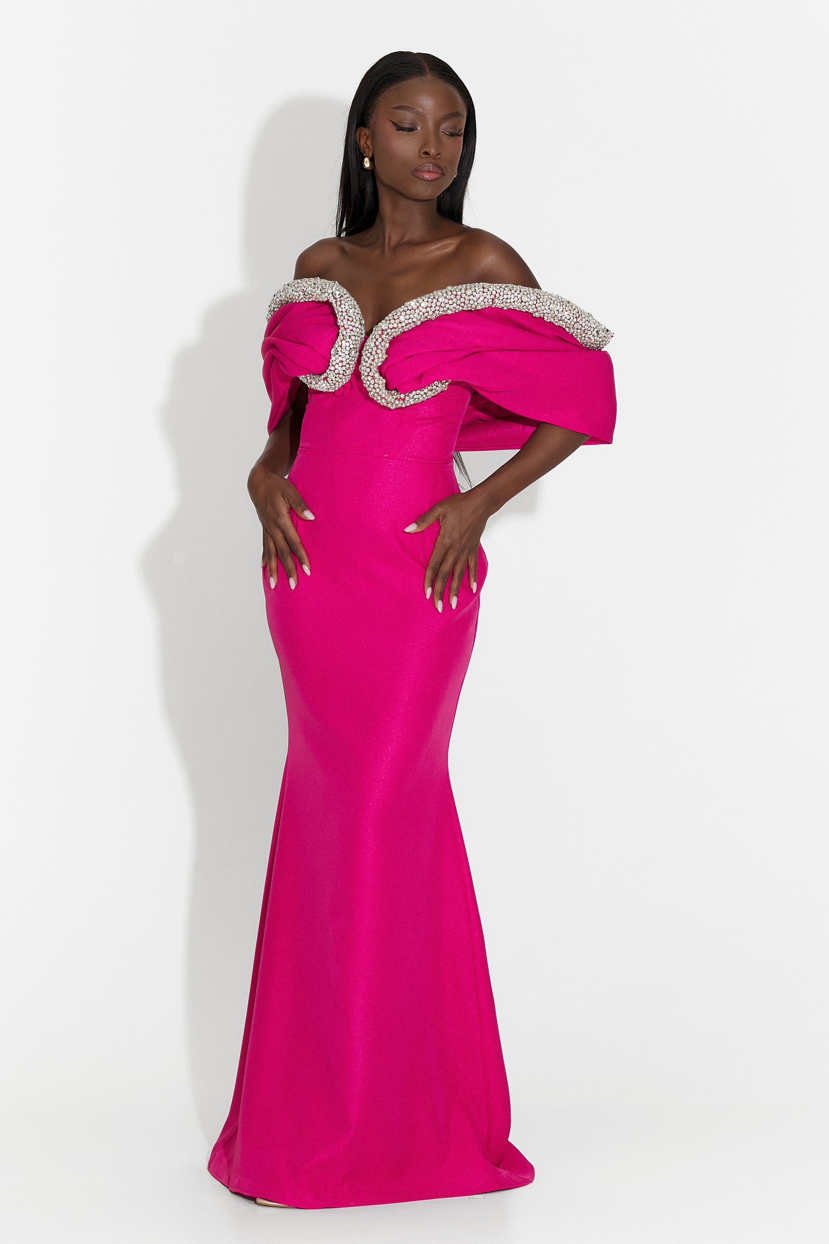 Rochie Malynda fucsia Wasari DE INCHIRIAT