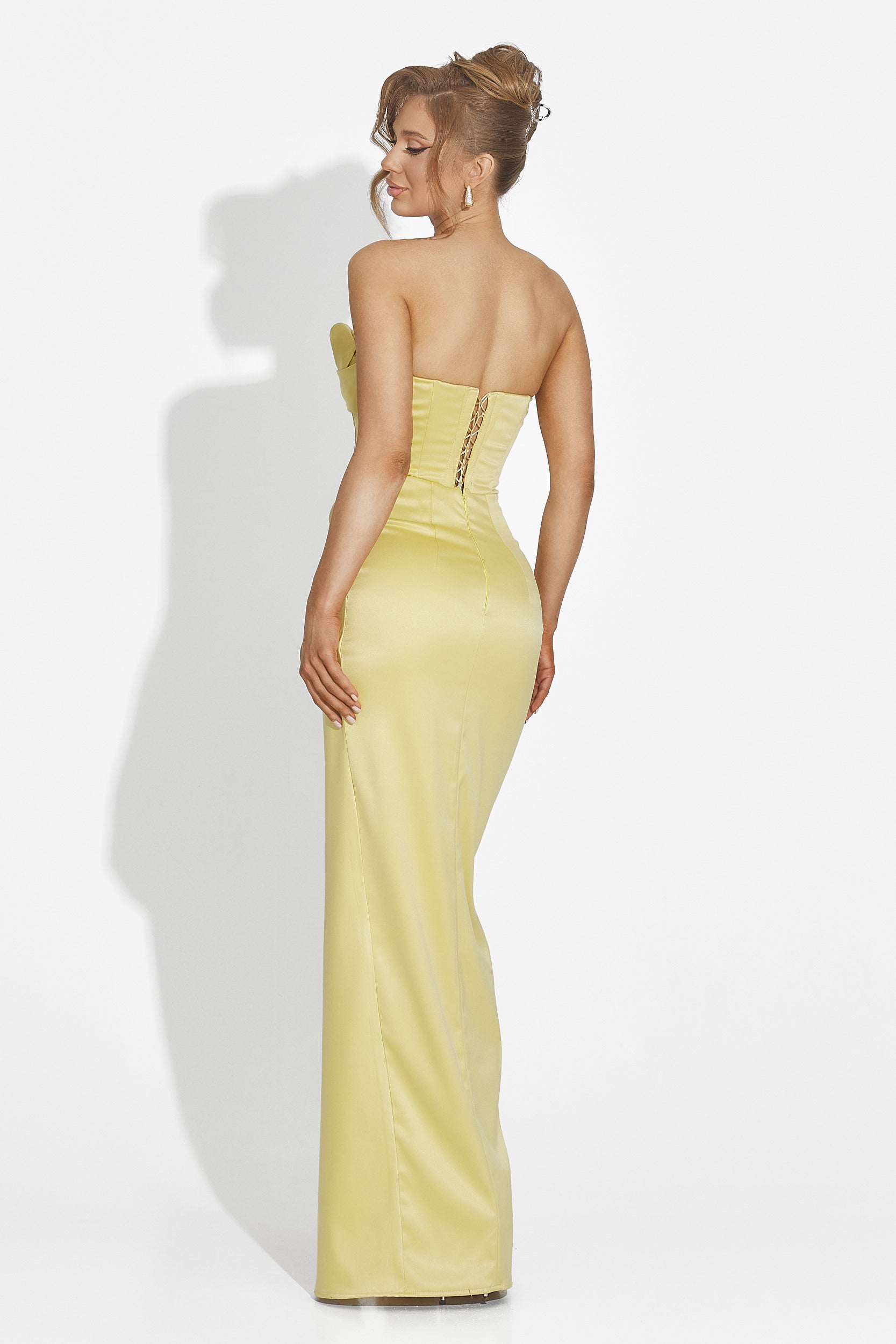 Rochie Natalya galbena Wasari DE INCHIRIAT